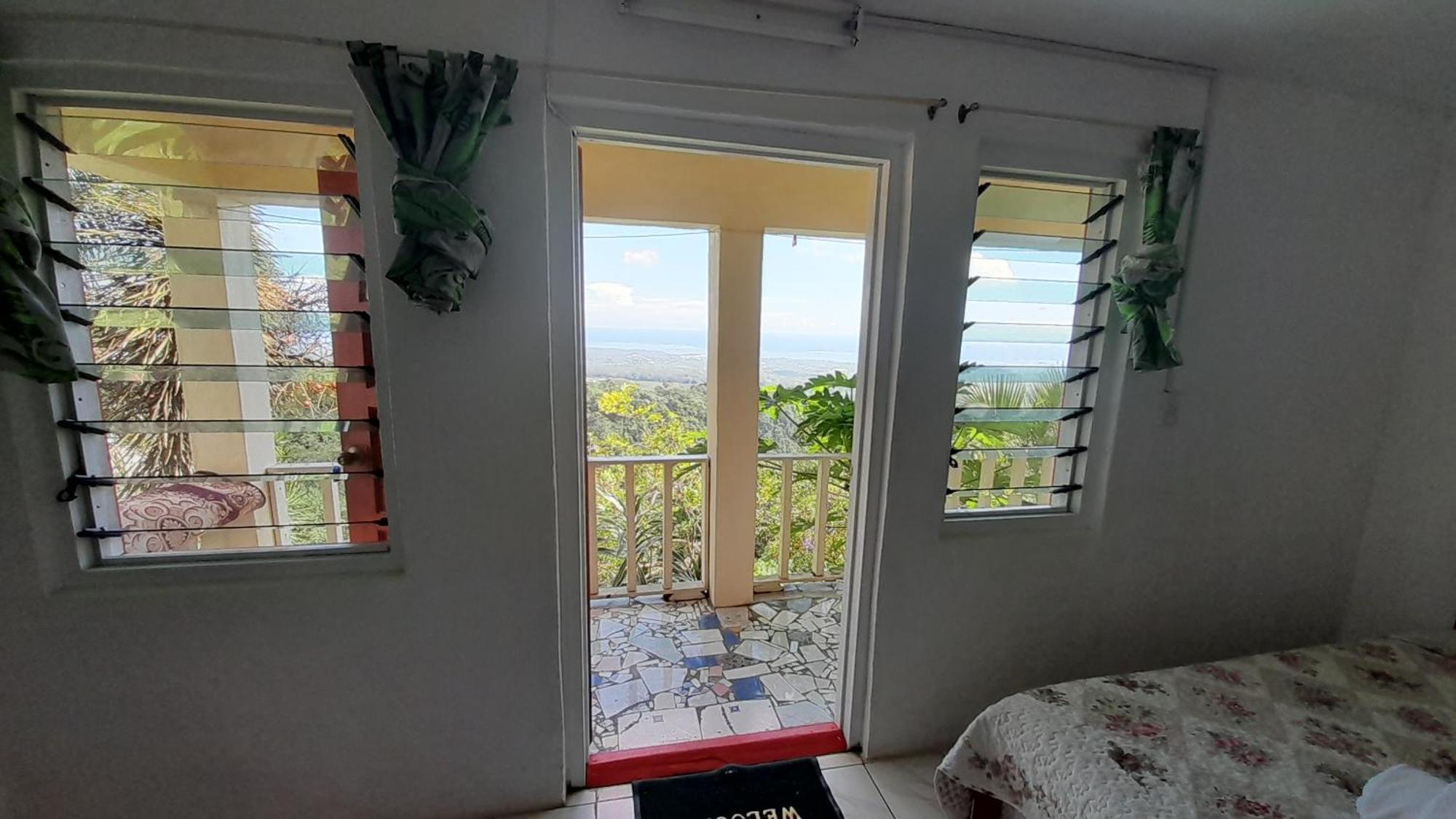 Dave Parker Eco Lodge Hotel 아피아 외부 사진