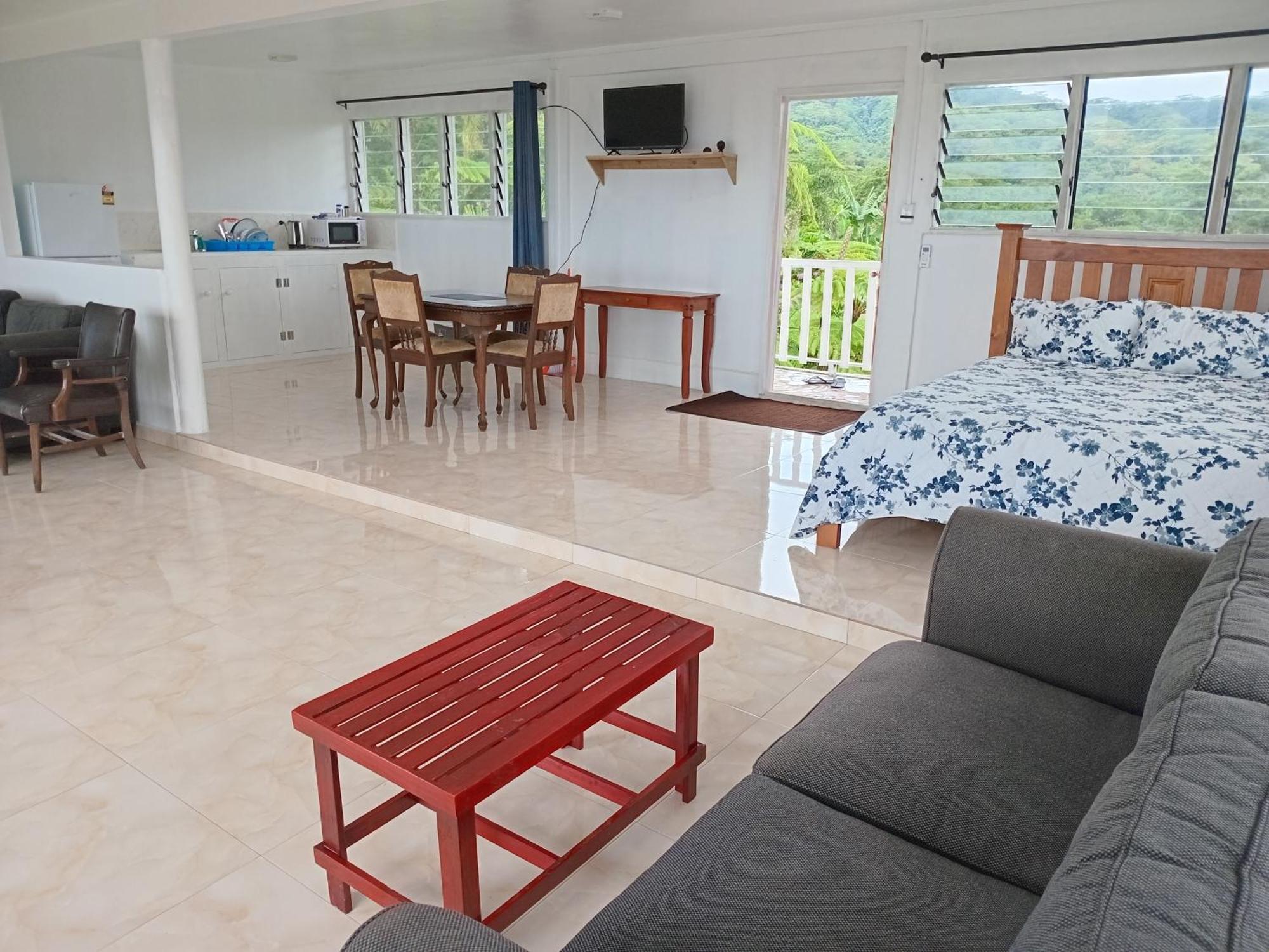 Dave Parker Eco Lodge Hotel 아피아 외부 사진
