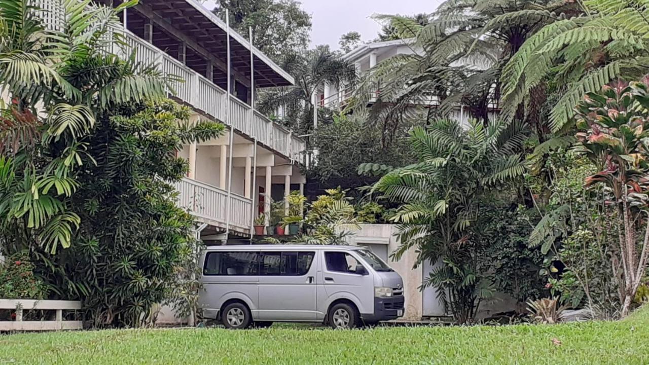 Dave Parker Eco Lodge Hotel 아피아 외부 사진