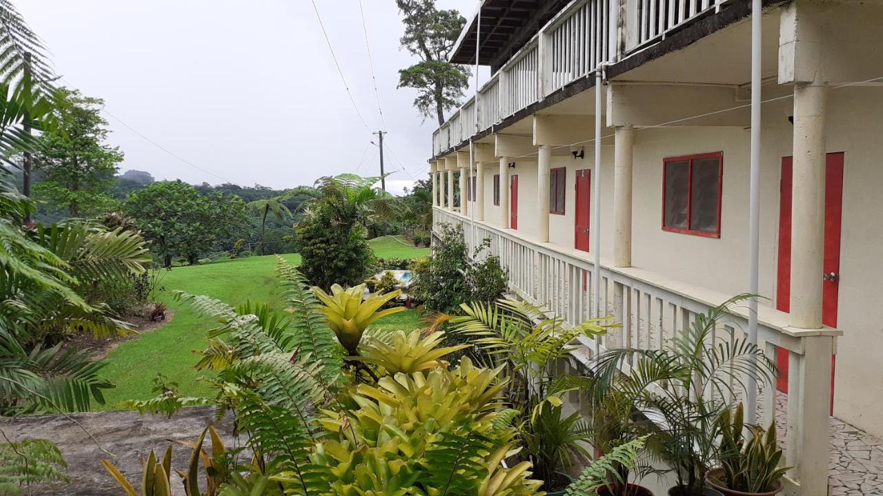 Dave Parker Eco Lodge Hotel 아피아 외부 사진